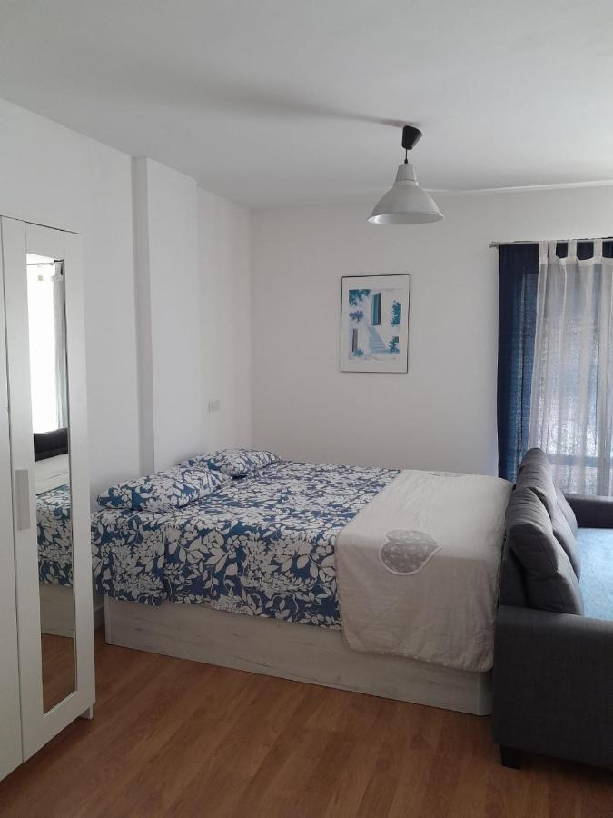 Ayuntamieto Gam Apartment
